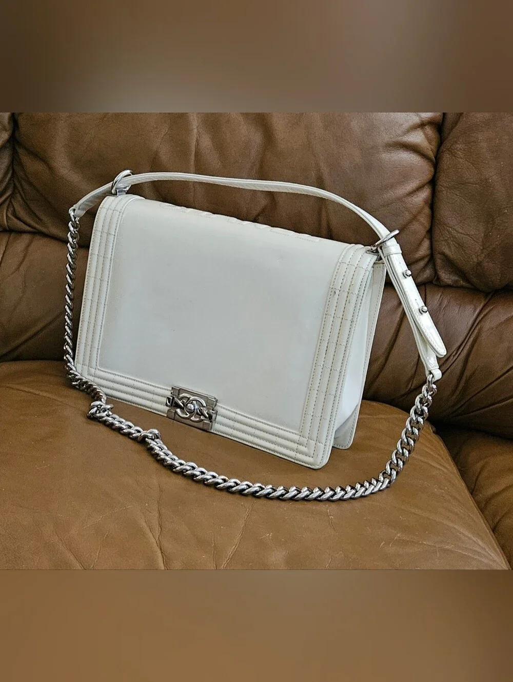 Chanel Boy Cream Leather High-End Luxury Chain Shoulder Bag (LIMITED EDITION)
